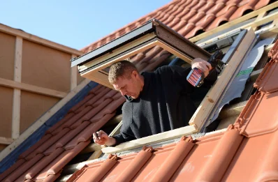 Pose de fenêtres de toit Velux à Mencas